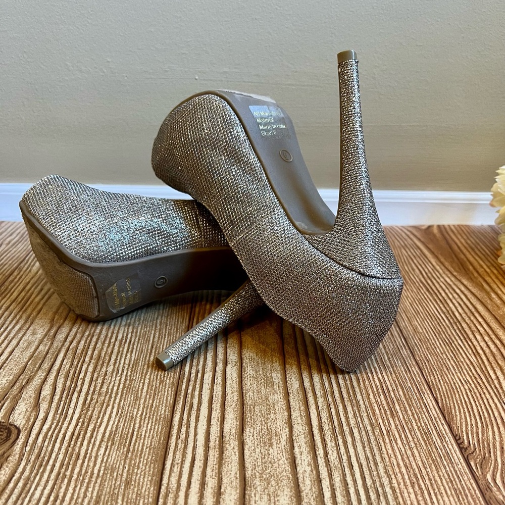 High heels - Picture 3 of 4